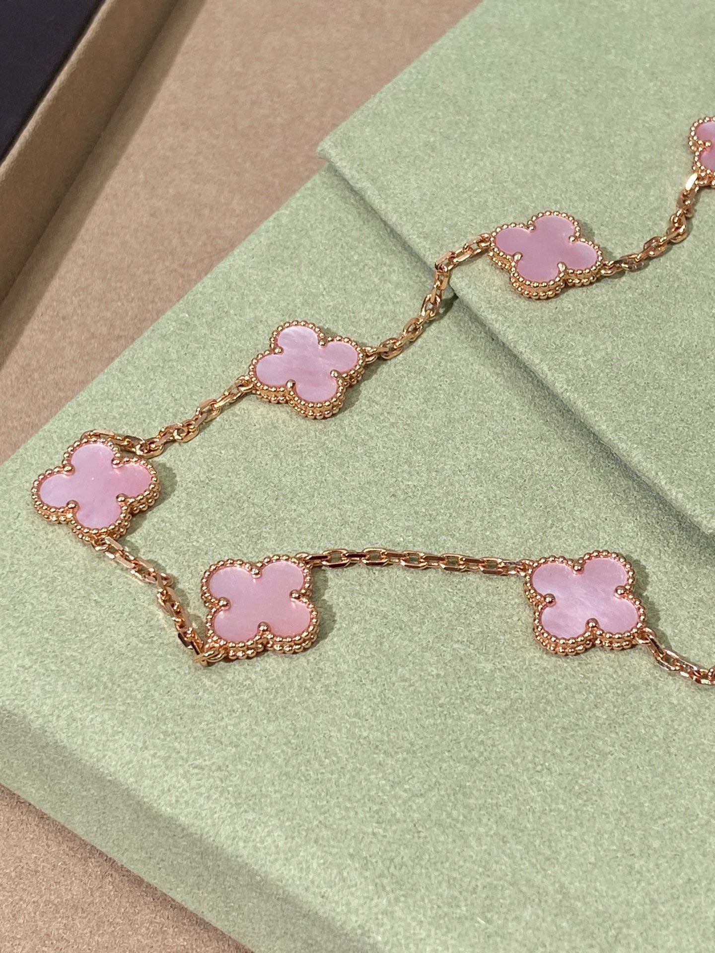 [Lumi Jewels]COLLIER TRÈFLE 10 MOTIFS ROSE