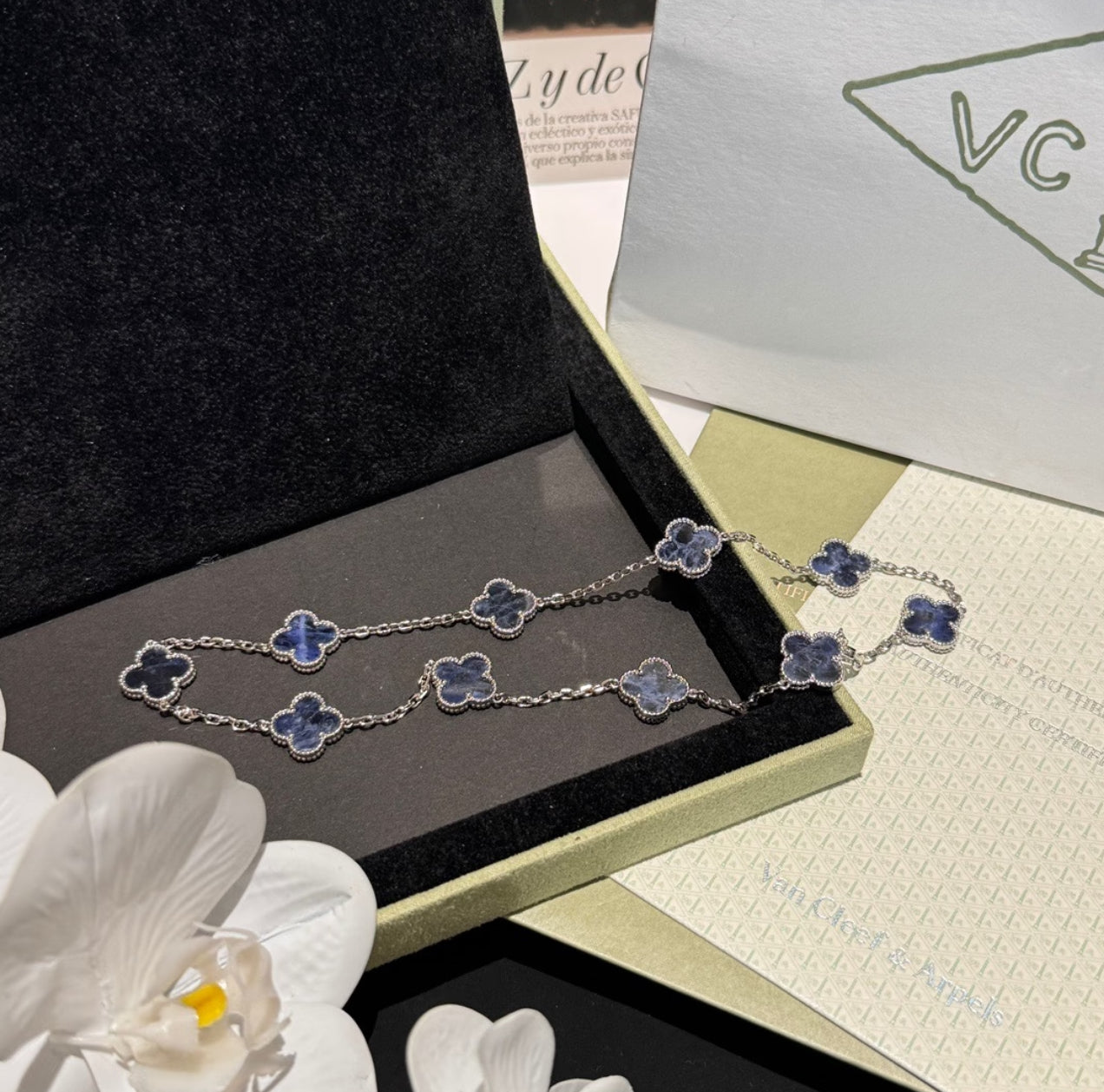 [Lumi Jewels]COLLIER TRÈFLE 10 MOTIFS PIERRE BIDEE