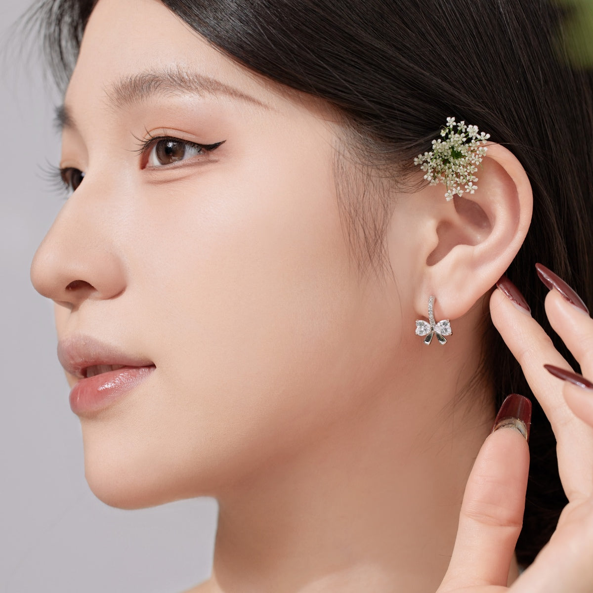 [Lumi Jewels]Exquisite Earrings With Heart-Shaped Bow Design