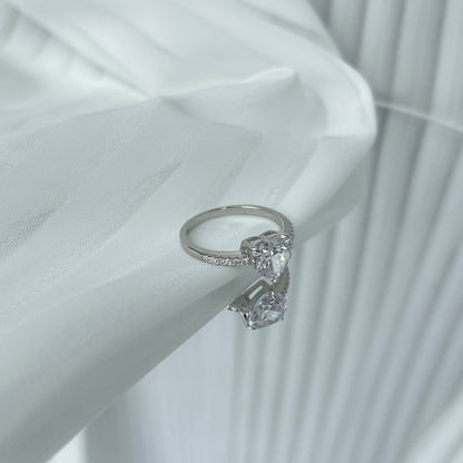 [Lumi Jewels]2.0 Carat Dazzling Lustrous Heart Cut Lover Ring