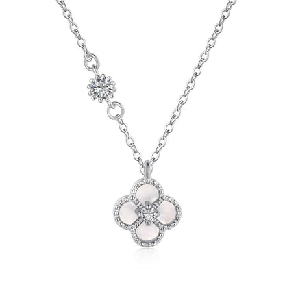 [Lumi Jewels]Delicate Flower Shape Necklace