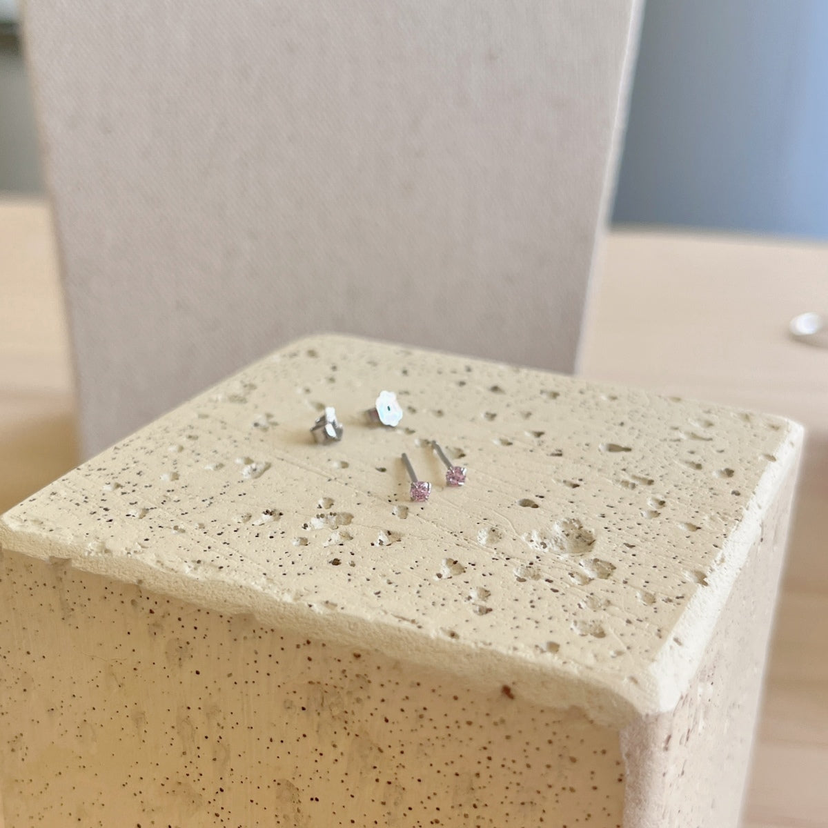 [Lumi Jewels]Delicate Solitaire Earrings