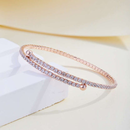[Lumi Jewels]Row of Diamonds Round Fashion Bracelet