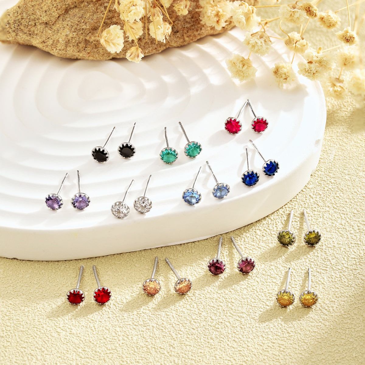[Lumi Jewels]Sparkling Colorful Round Shape Earrings