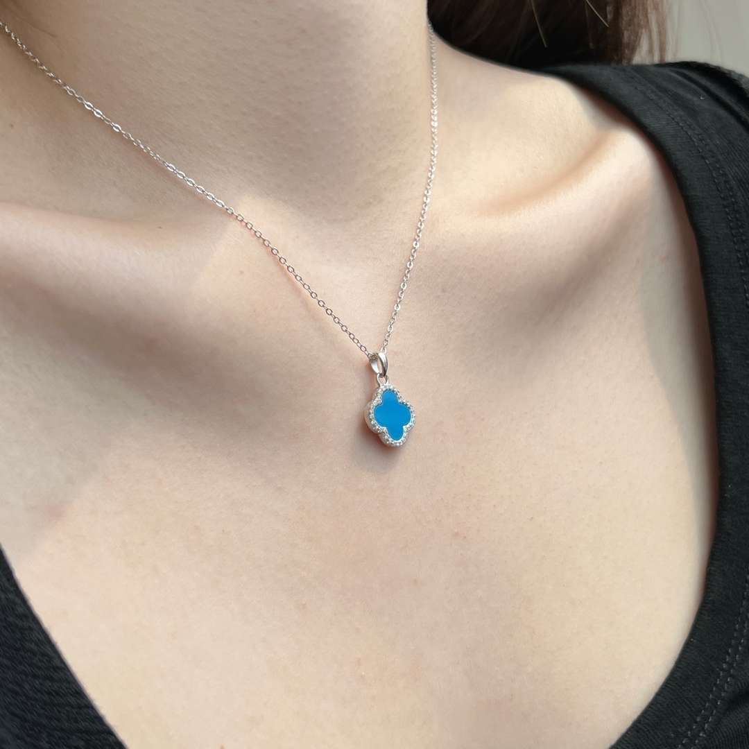 [Lumi Bijoux]Collier délicat en forme de fleur