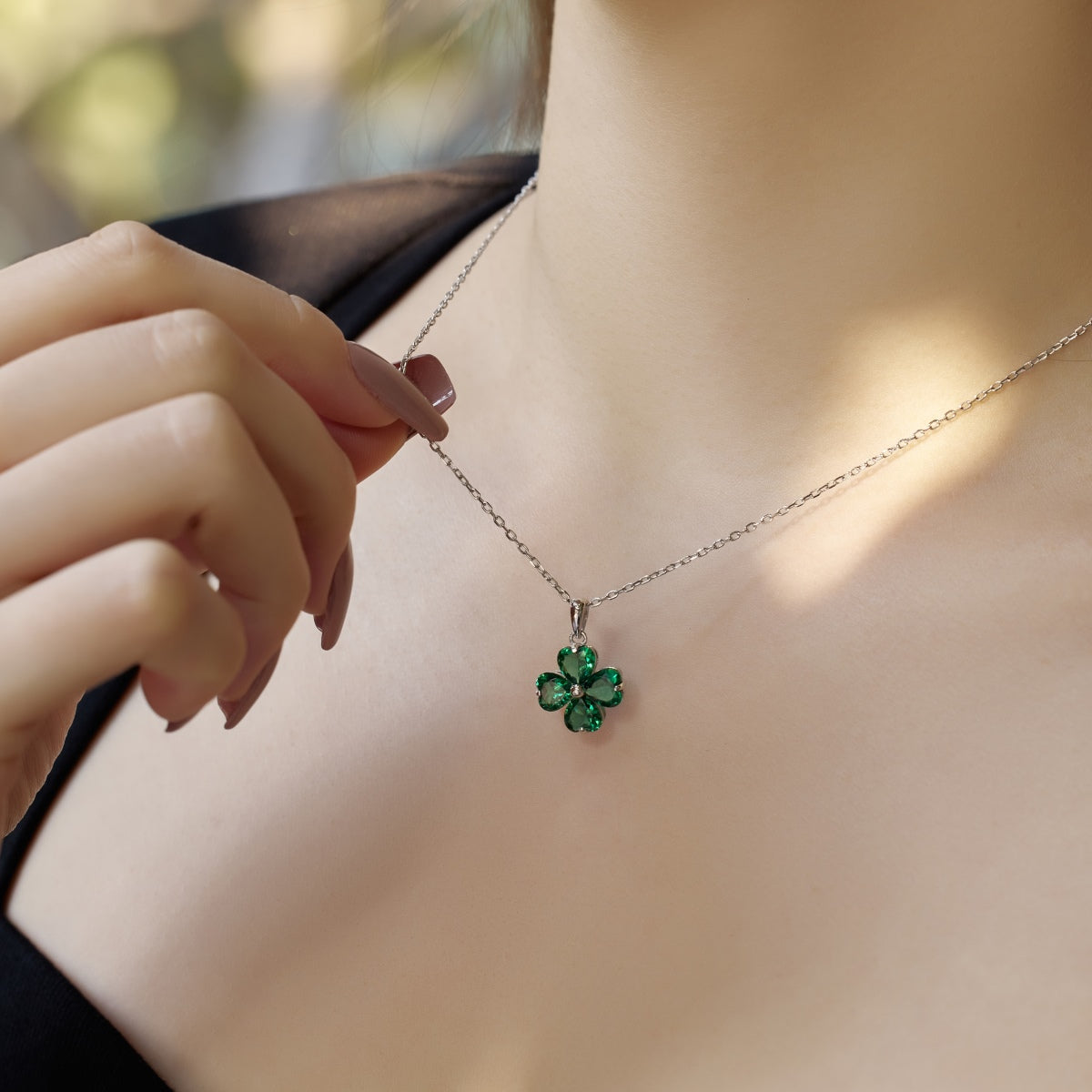 [Lumi Jewels]Heart-Shaped Four-Leaf Clover Bead Necklace