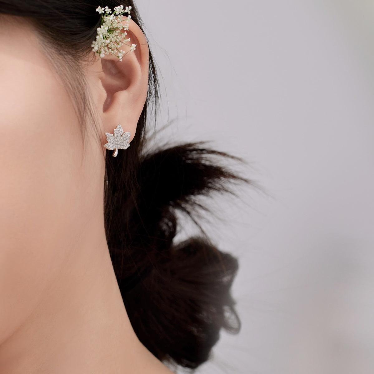 [Lumi Jewels]Exquisite Maple Leaf Design Earrings