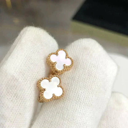 [Lumi Jewels]CLOVER MINI 9.5MM WHITE MOP EARRINGS