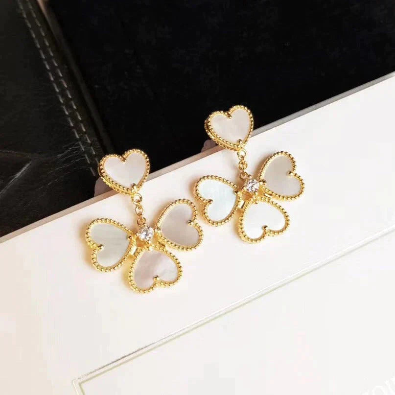 [Lumi Jewels]CLOVER SWEET WHITE MOP EARRINGS