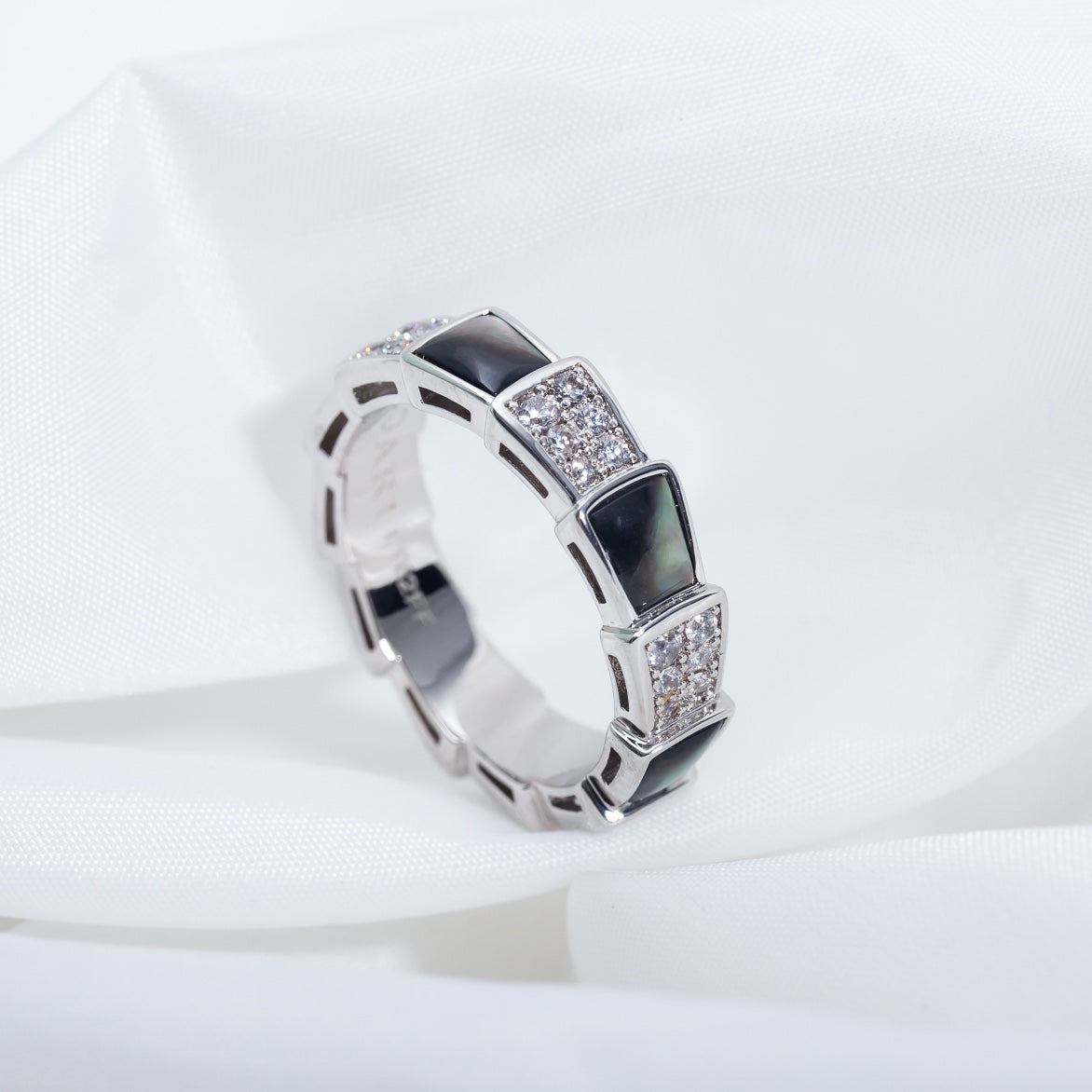 [Lumi Jewels]SERPENTI RING SILVER DIAMOND BLACK MOP 4MM
