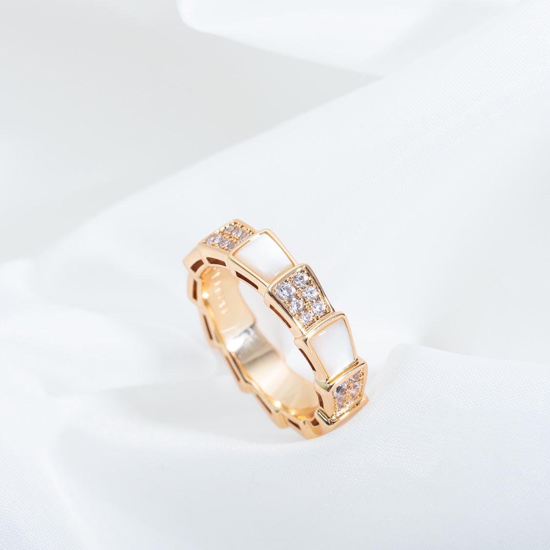 [Lumi Jewels]SERPENTI RING PINK GOLD MOP DIAMOND PAVED 4MM