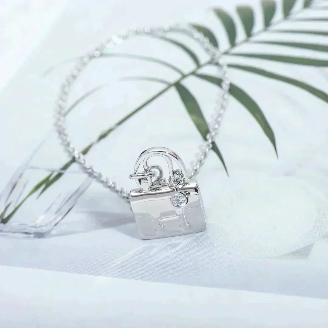 [Lumi Jewels]AMULETTE PEDANT SILVER NECKLACE