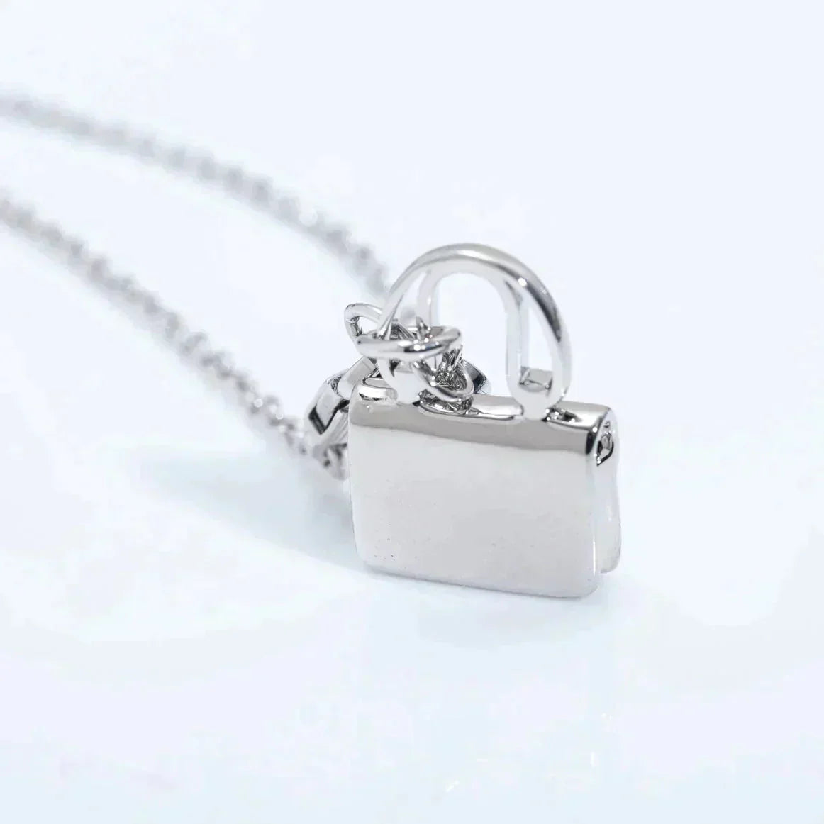 [Lumi Jewels]AMULETTE PEDANT SILVER NECKLACE