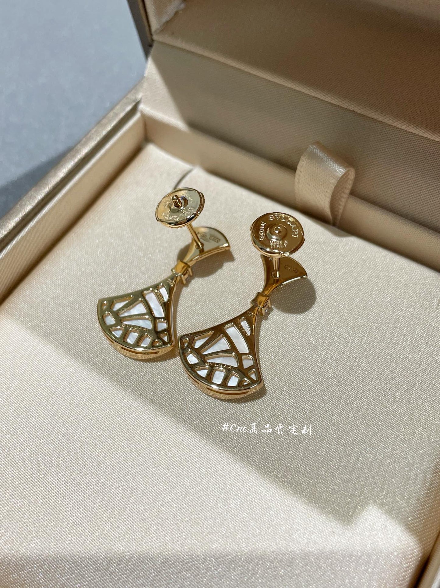 [Lumi Jewels]DREAM MOP 1 DIAMOND EARRINGS
