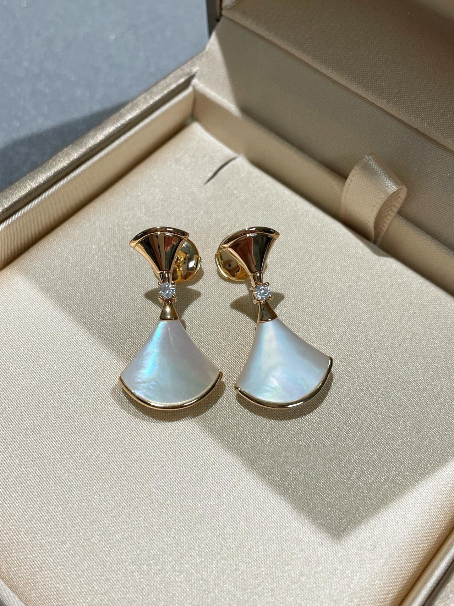 [Lumi Jewels]DREAM MOP 1 DIAMOND EARRINGS