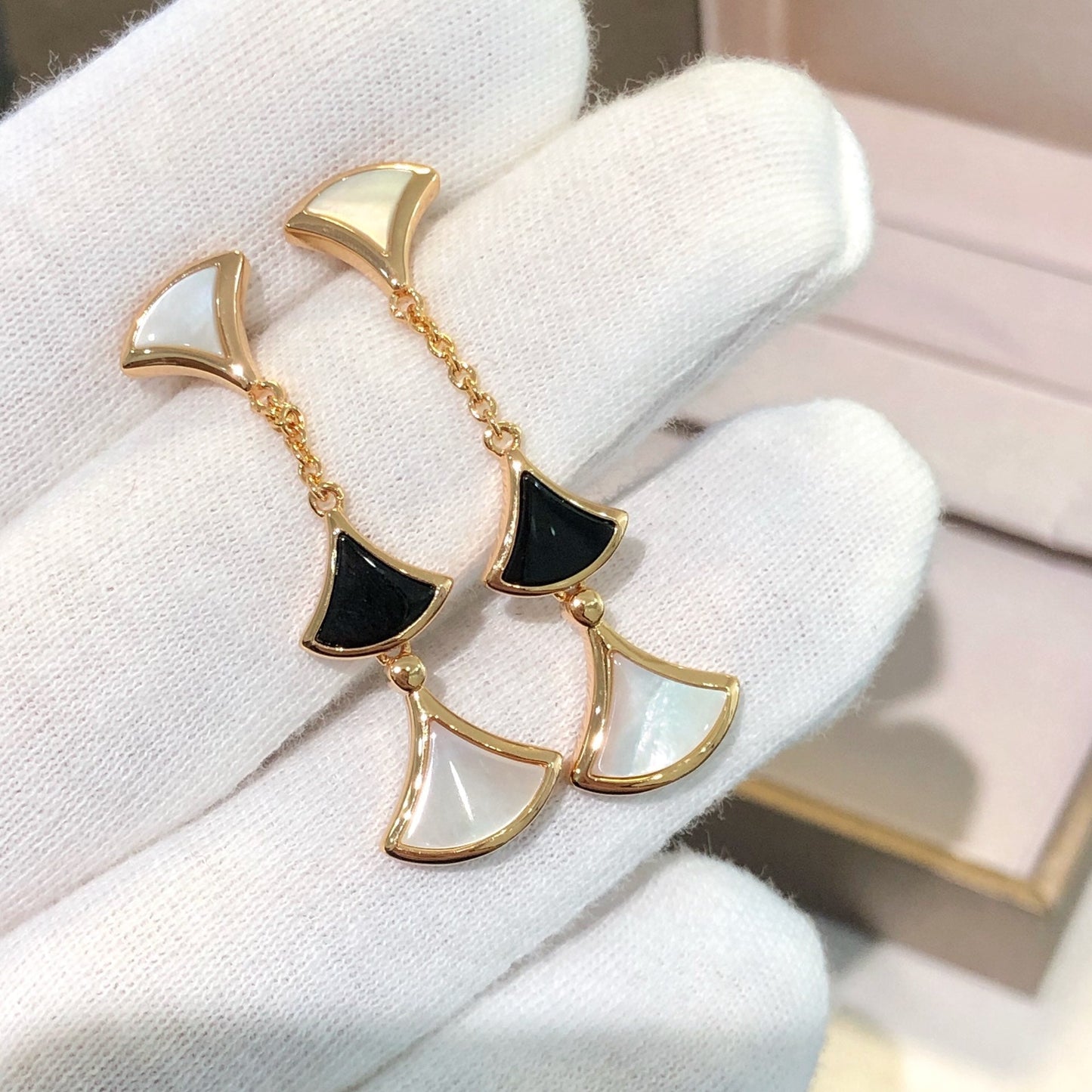[Lumi Jewels]BOUCLES D'OREILLES RÊVE 3 MOTIFS ONYX NACRE OR ROSE
