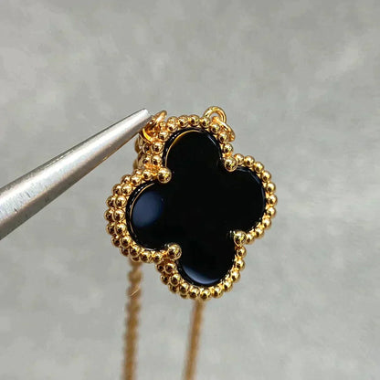 [Lumi Jewels]CLOVER 15MM BLACK ONYX SINGLE FLOWER NECKLACE