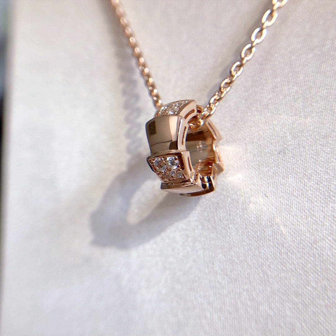 [Lumi Jewels]COLLIER PENDENTIF SERPENTIN DIAMANTS OR ROSE