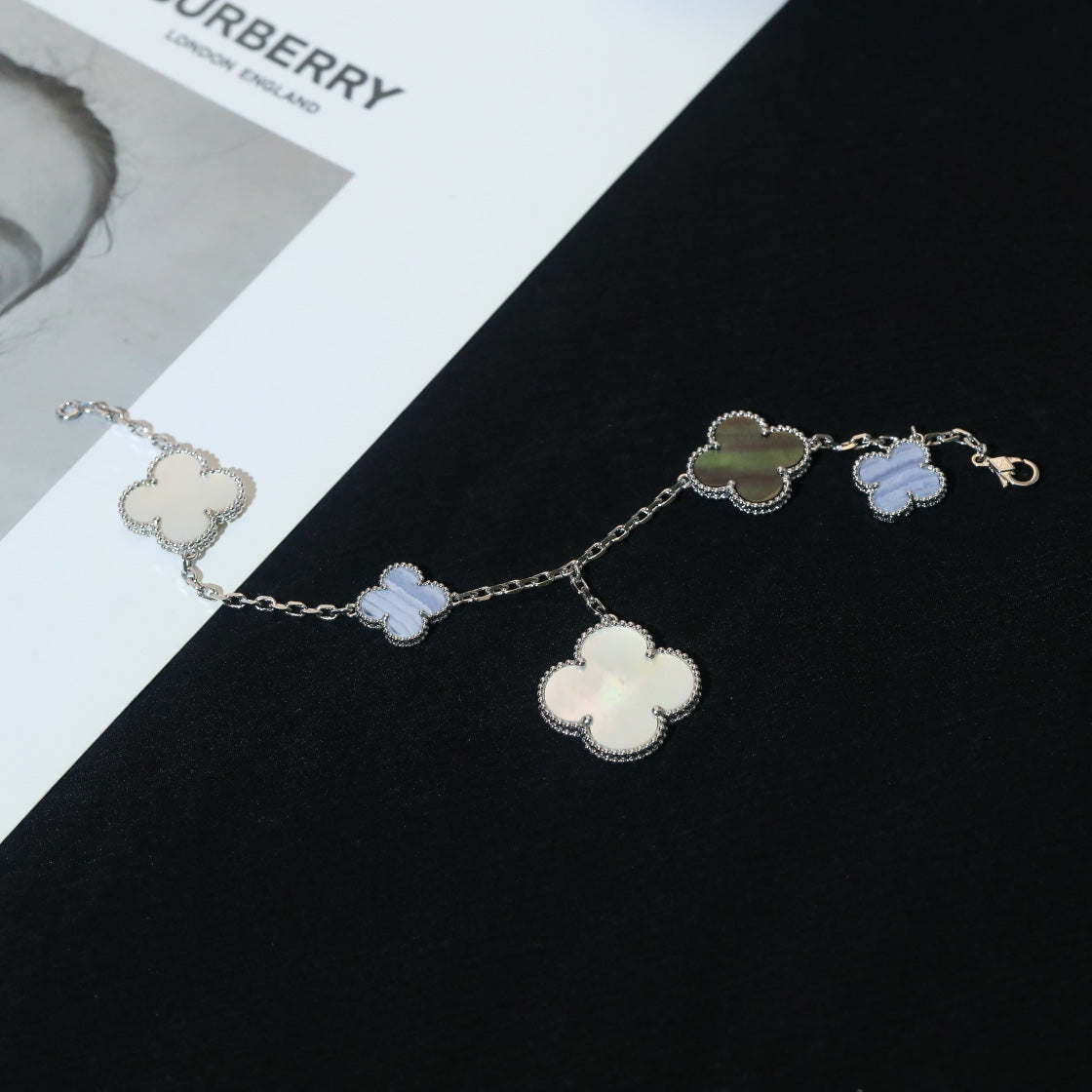 [Lumi Jewels]CLOVER BRACELET 5 MOTIFS MOP CHALCEDONY SILVER