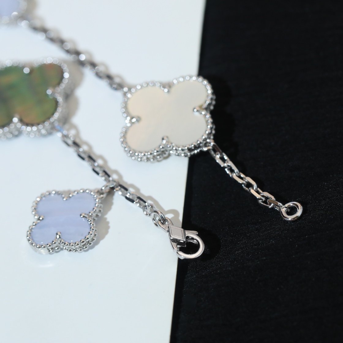 [Lumi Jewels]CLOVER BRACELET 5 MOTIFS MOP CHALCEDONY SILVER