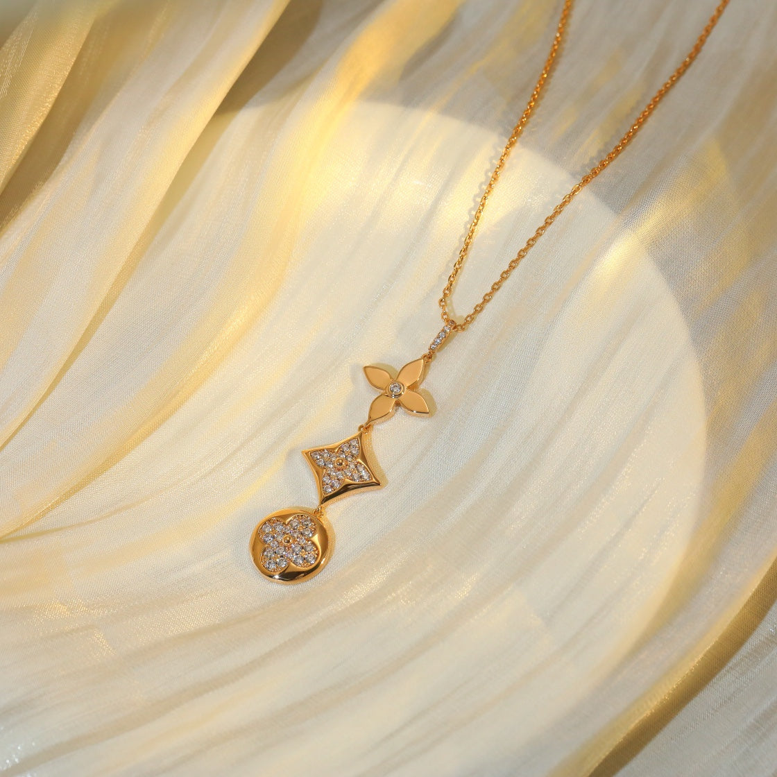 [Lumi Jewels]STAR AND SUN DIAMOND PINK GOLD NECKLACE