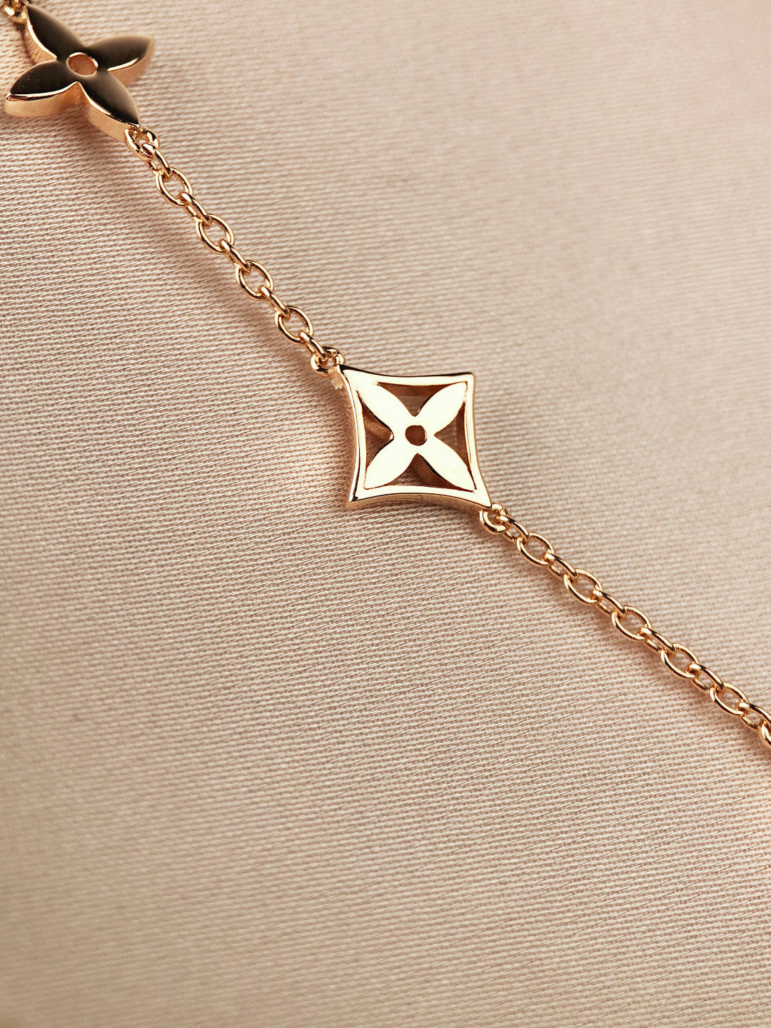 [Lumi Jewels]STAR AND SUN 7 MOTIFS GOLD BRACELET