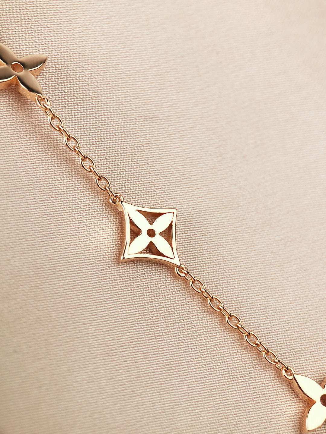 [Lumi Jewels]STAR AND SUN 7 MOTIFS GOLD BRACELET