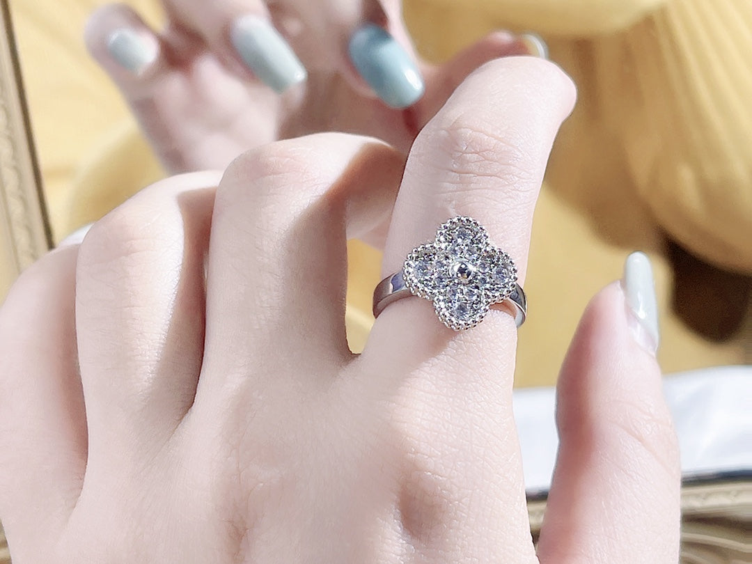[Lumi Jewels]CLOVER DIAMOND RING