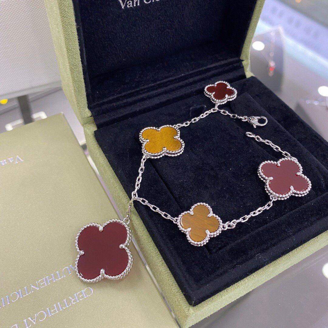[Lumi Jewels]CLOVER 5 MOTIFS SIVLER CARNELIAN TIGER EYE BRACELET