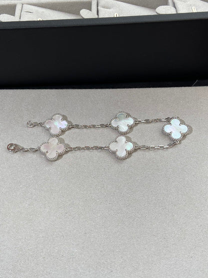 [Lumi Jewels]CLOVER WHITE PEARL MOP 5 MOTIF BRACELET COLLECTION
