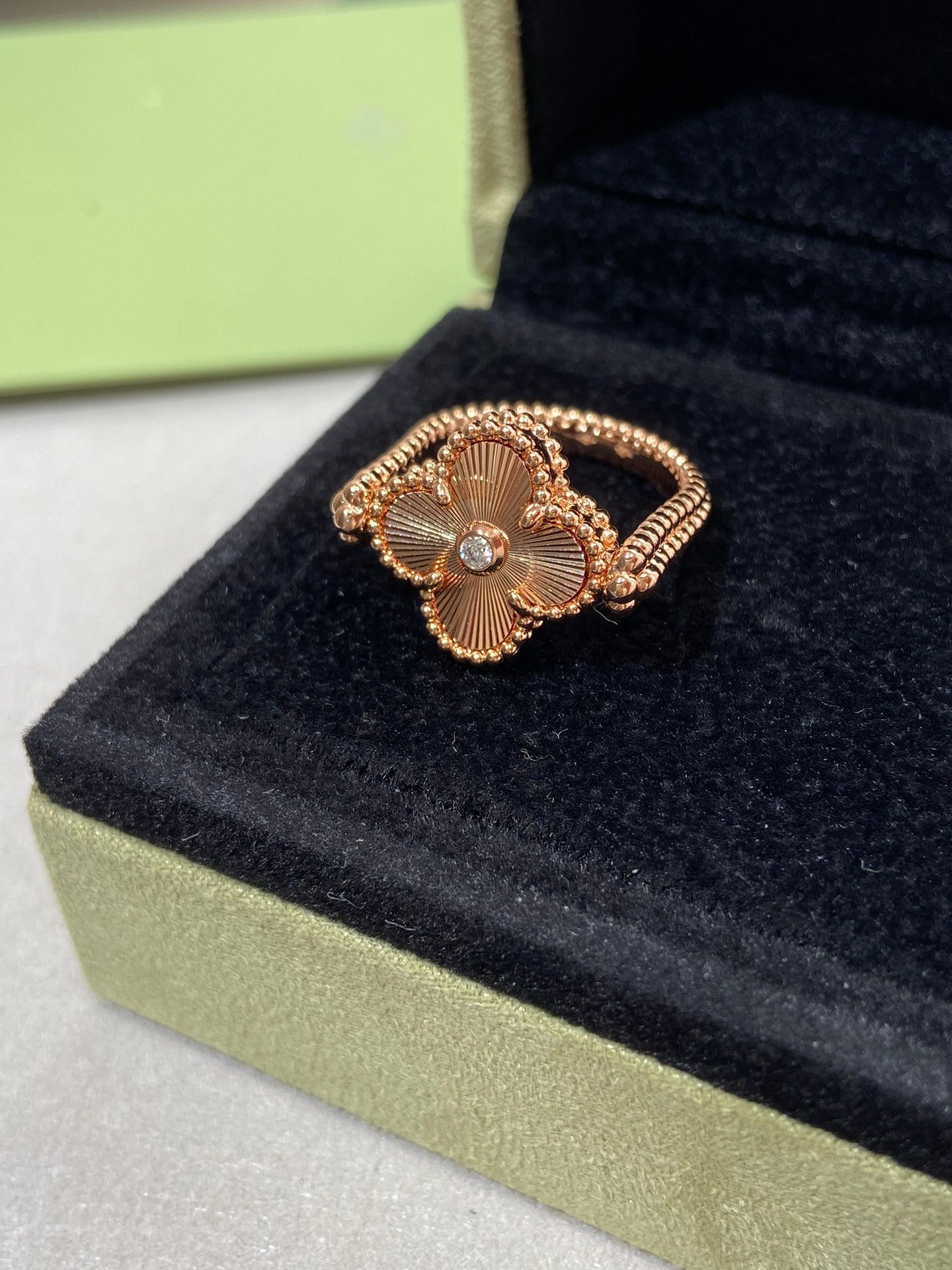 [Lumi Jewels]CLOVER RIVERSIBLE PINK GOLD RING