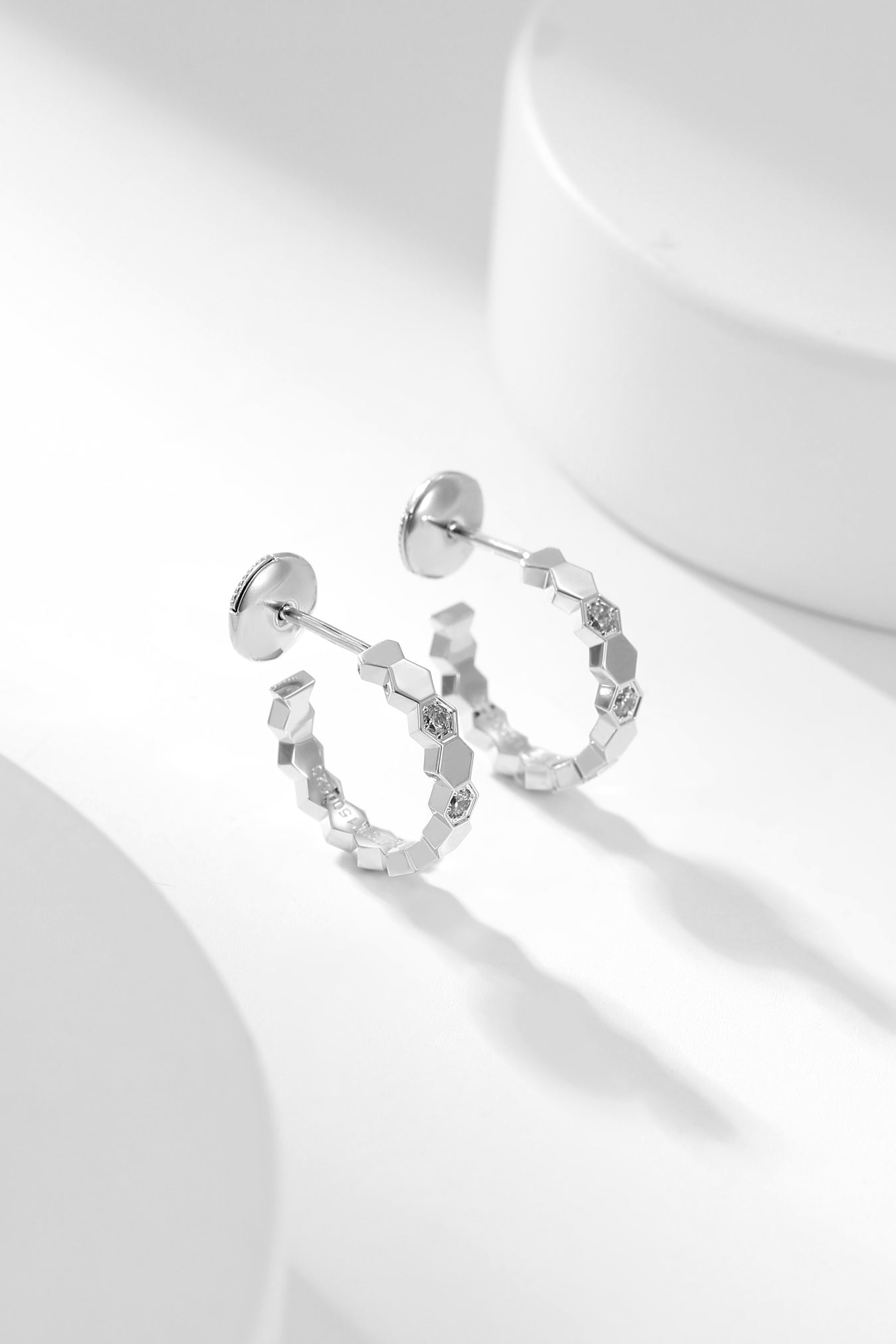 [Lumi Jewels]BEE LOVE DIAMOND HOOP EARRINGS