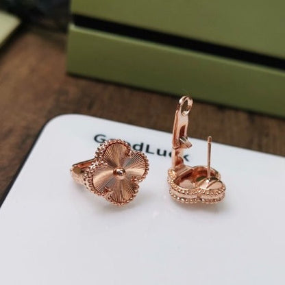 [Lumi Jewels]CLOVER MEDIUM STUD EARRINGS