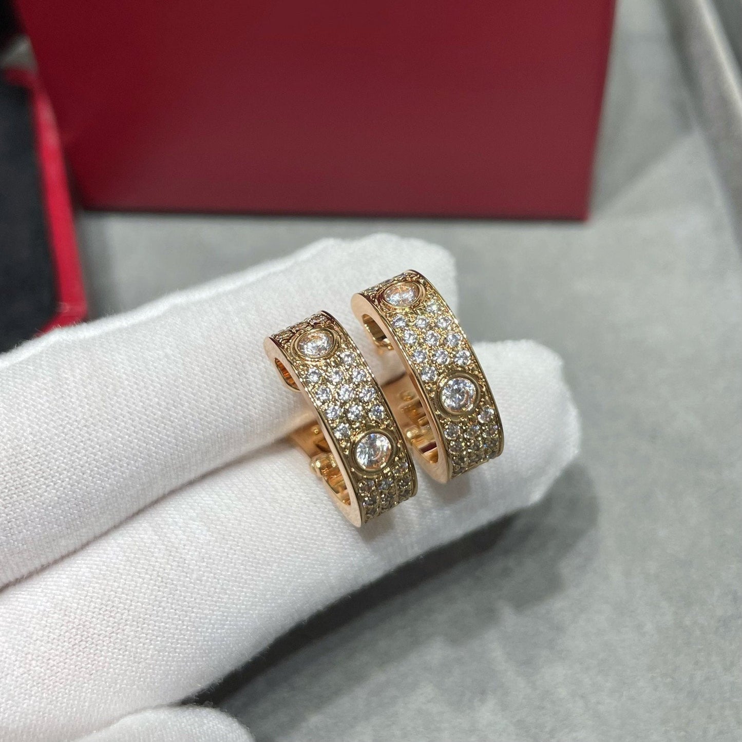 [Lumi Jewelery]LOVE 5.5MM DIAMOND PAVED EARRINGS