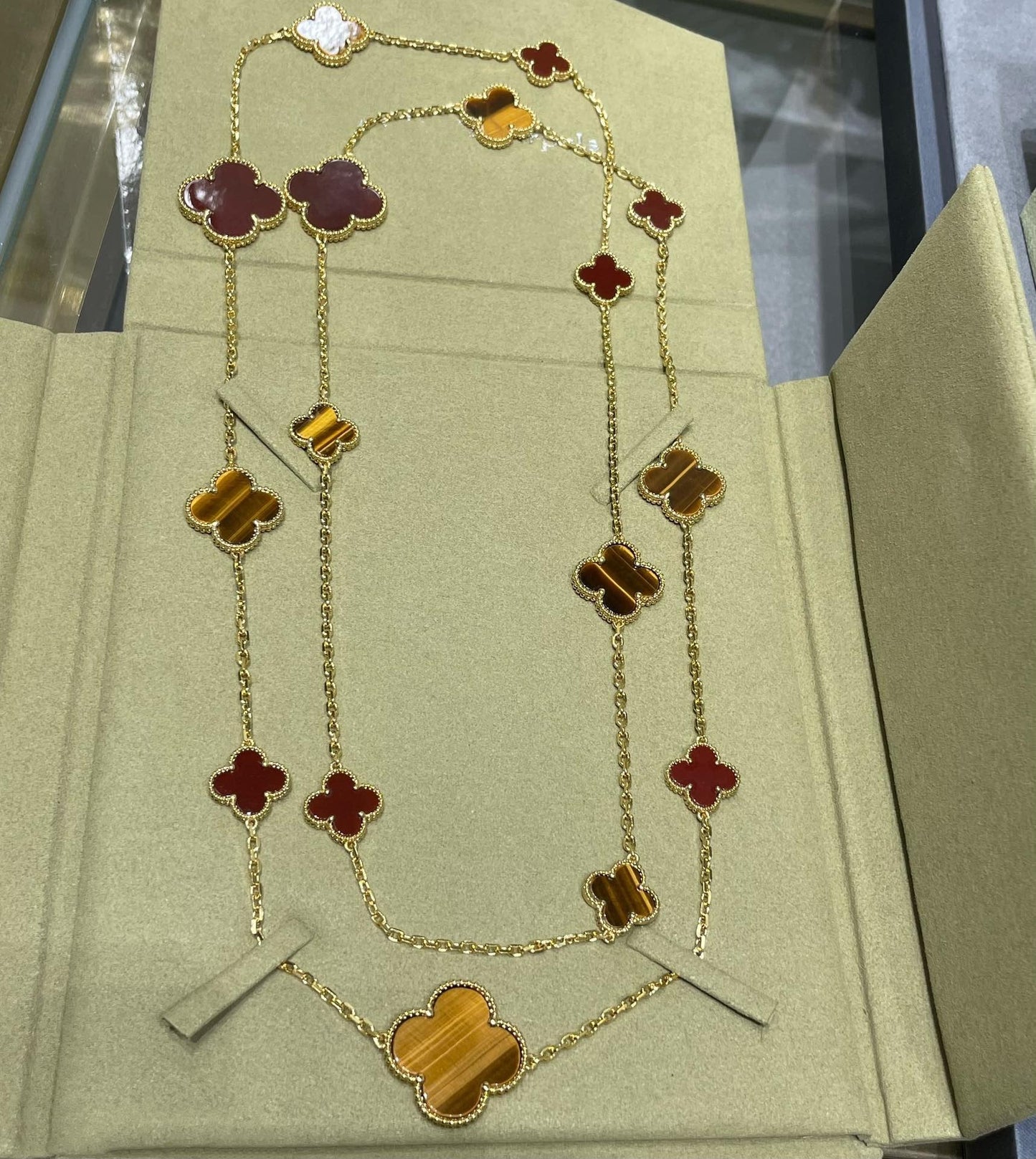 [Lumi Jewels]CLOVER 16 MOTIF CARNELIAN TIGER EYE ROSE GOLD NECKLACE