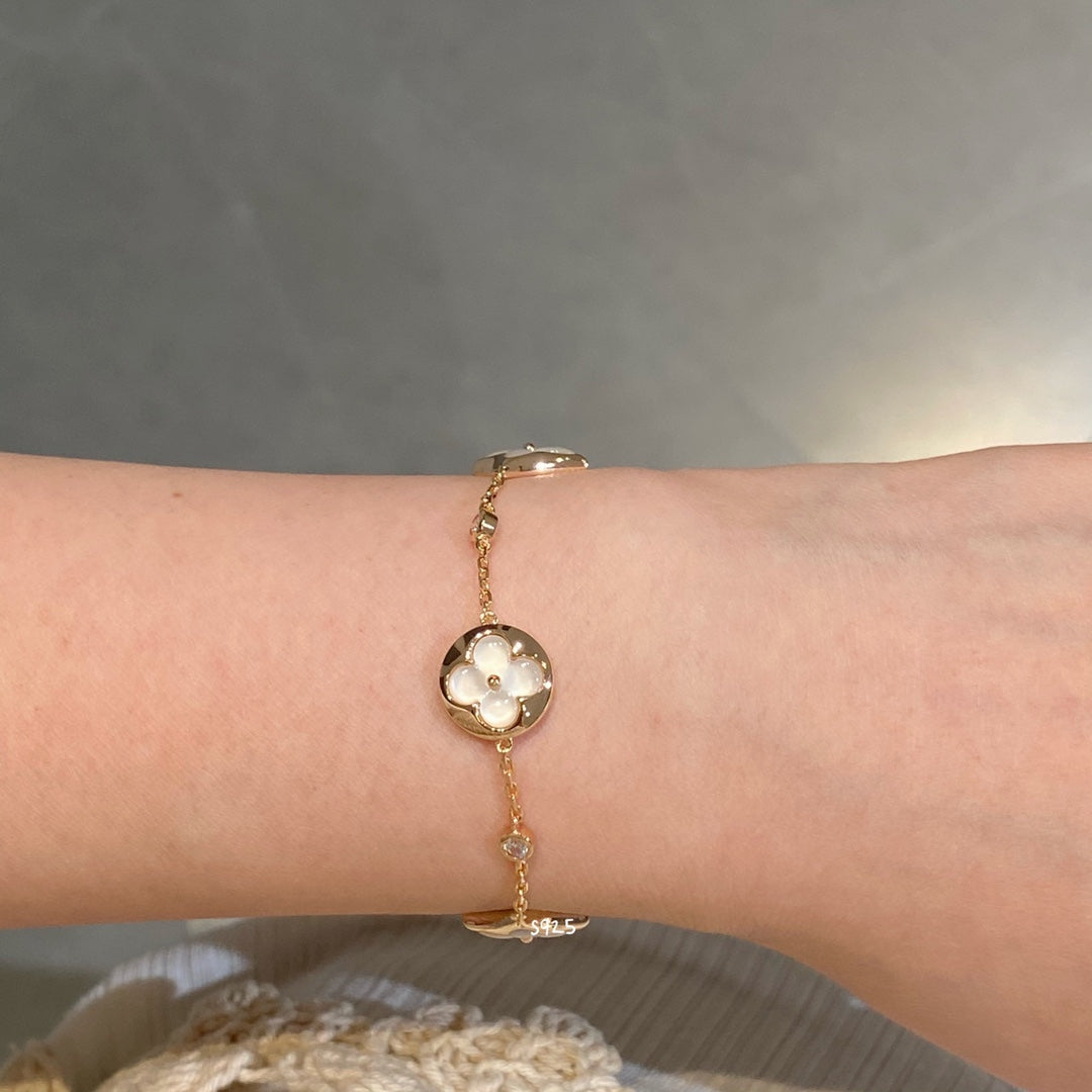 [Lumi Jewels]STAR AND SUN 4 MOTIF WHITE MOP PINK GOLD BRACELET