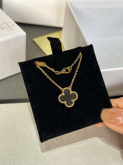 [Lumi Jewels]CLOVER ROCK CRYSTAL ROSE GOLD NECKLACE