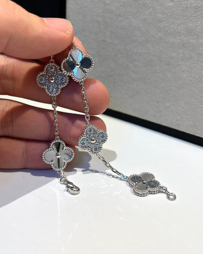 [Lumi Jewels]CLOVER 5 MOTIF SILVER DIAMOND BRACELET