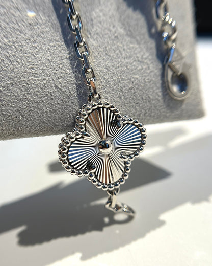 [Lumi Jewels]CLOVER 5 MOTIF SILVER DIAMOND BRACELET