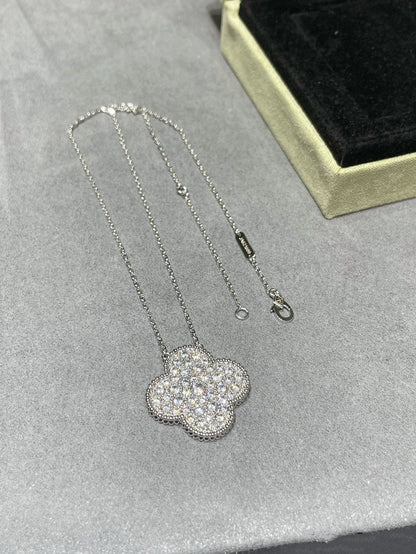 [Lumi Jewels]CLOVER 25MM LARGE PENDANT DIAMOND PAVED SILVER NECKLACE
