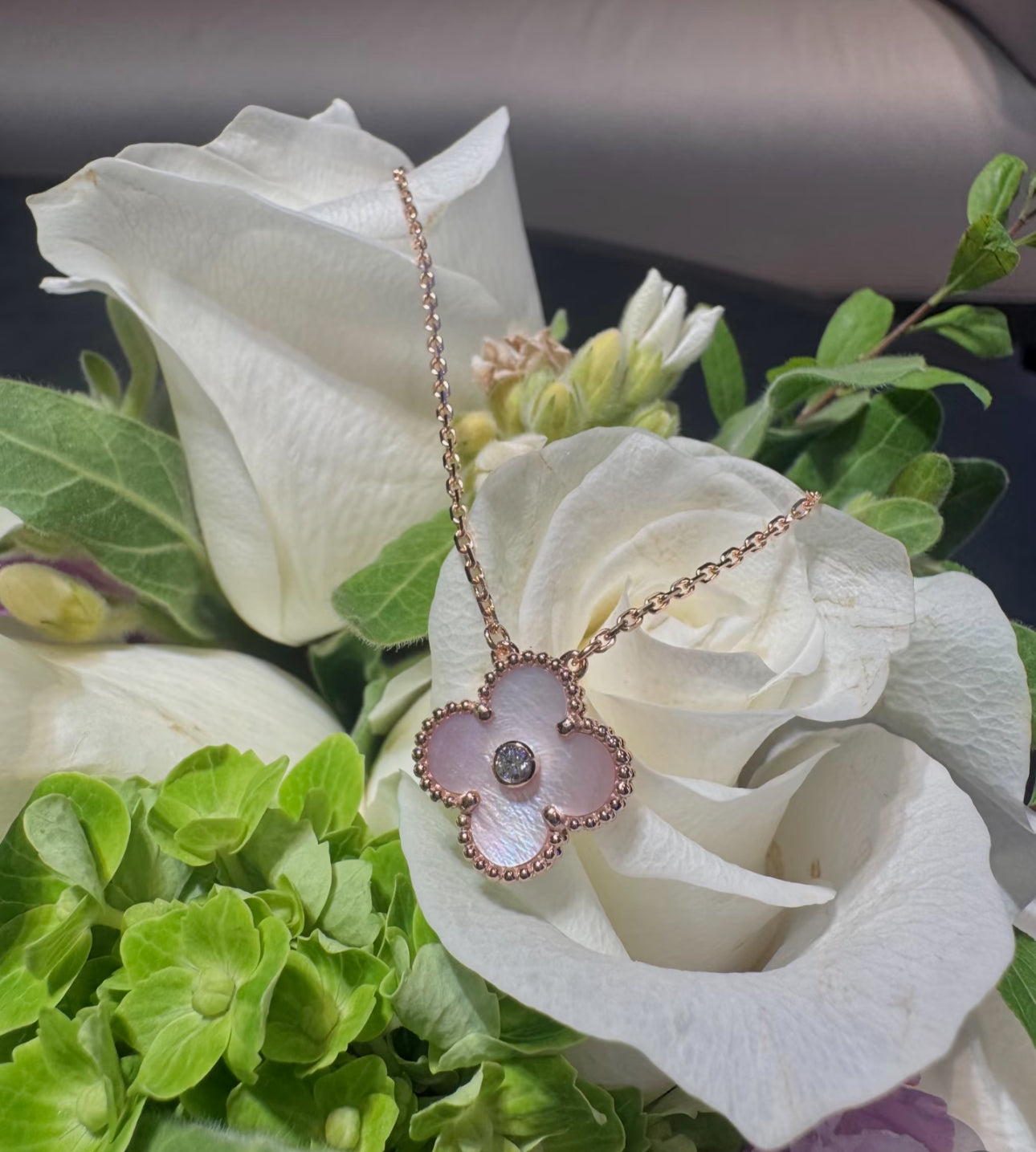 [Lumi Jewels]2025 CHRISTMAS CLOVER 15MM DIAMOND RHODONITE NECKLACE