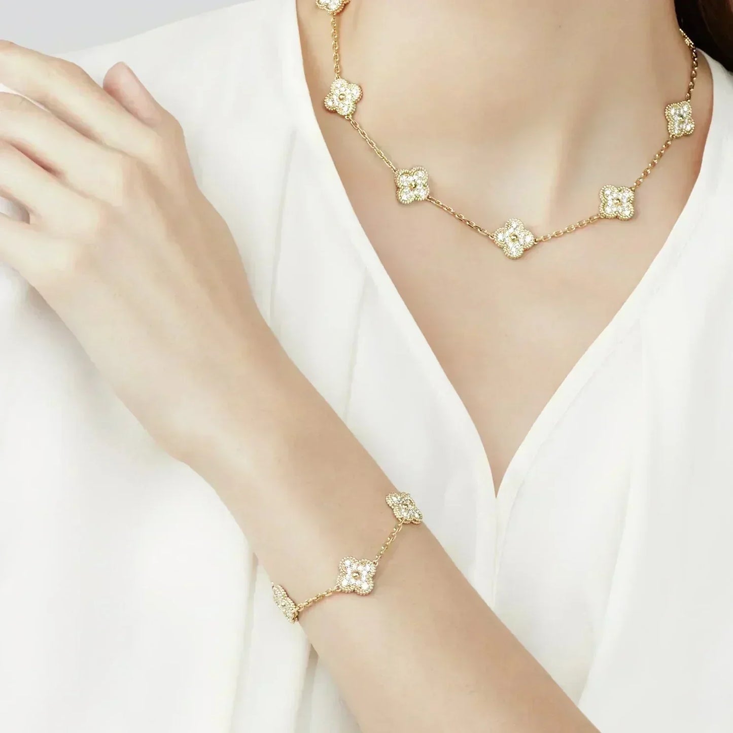 [Lumi Jewels]BRACELET TRÈFLE 5 MOTIFS ENTIÈREMENT SERTI DE DIAMANTS
