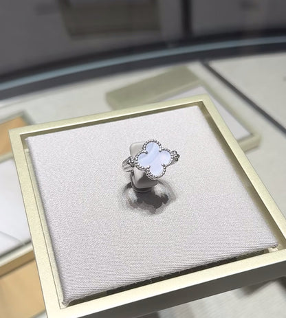 [Lumi Jewels]BAGUE TRÈFLE RÉVERSIBLE CHALCÉDOINE VIOLETTE