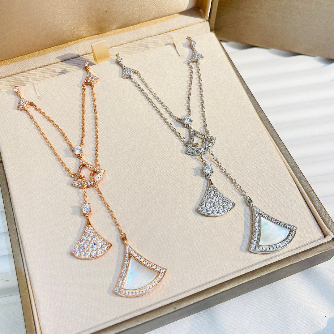 [Lumi Jewels]COLLIER DE RÊVE Nacre Blanche Diamants Entiers