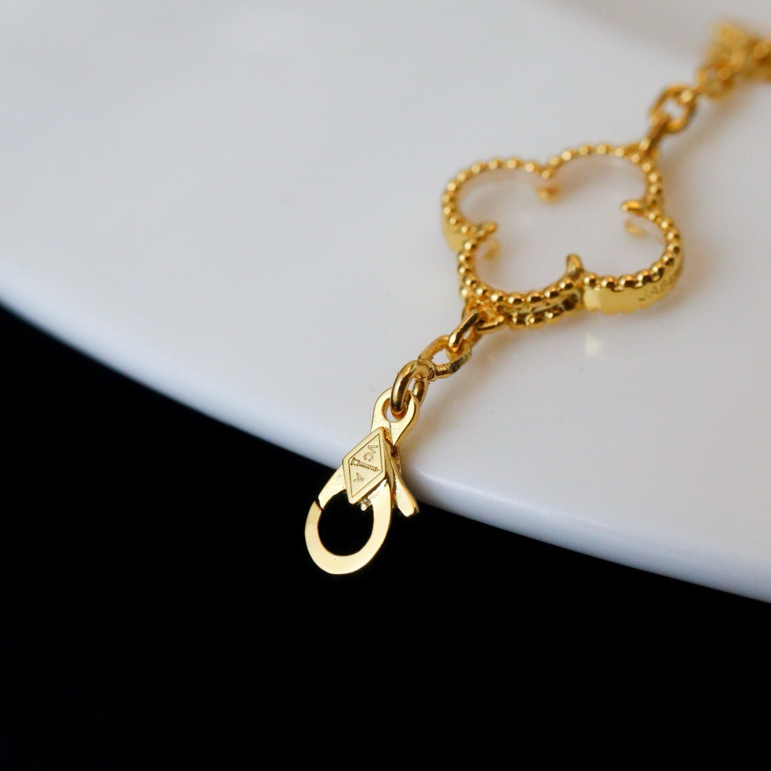 [Lumi Jewels]CLOVER 5 MOTIF ROCK CRYSTAL PINK GOLD BRACELET