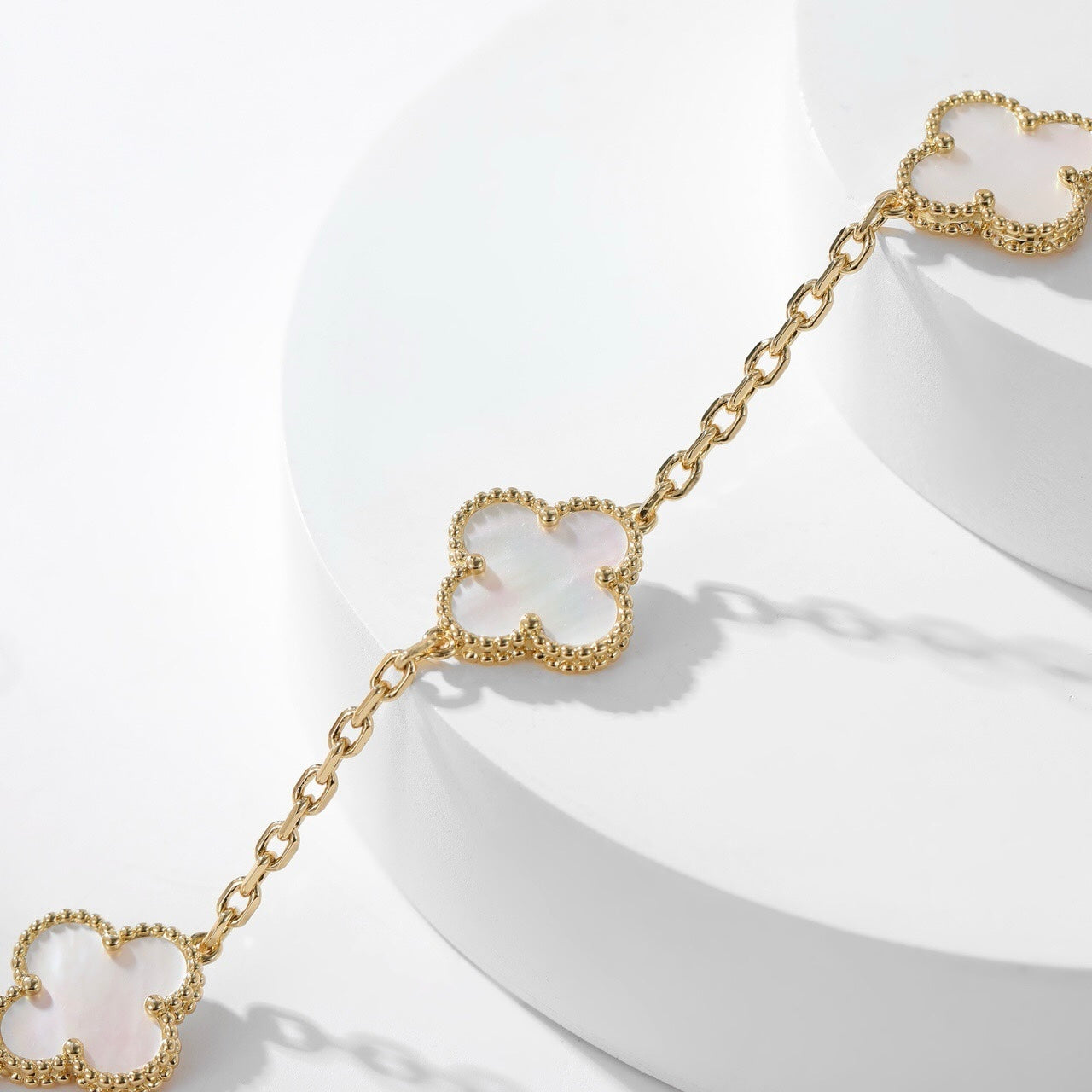 [Lumi Jewels]CLOVER 10 MOTIFS WHITE MOTHER OF PEARL NECKLACE