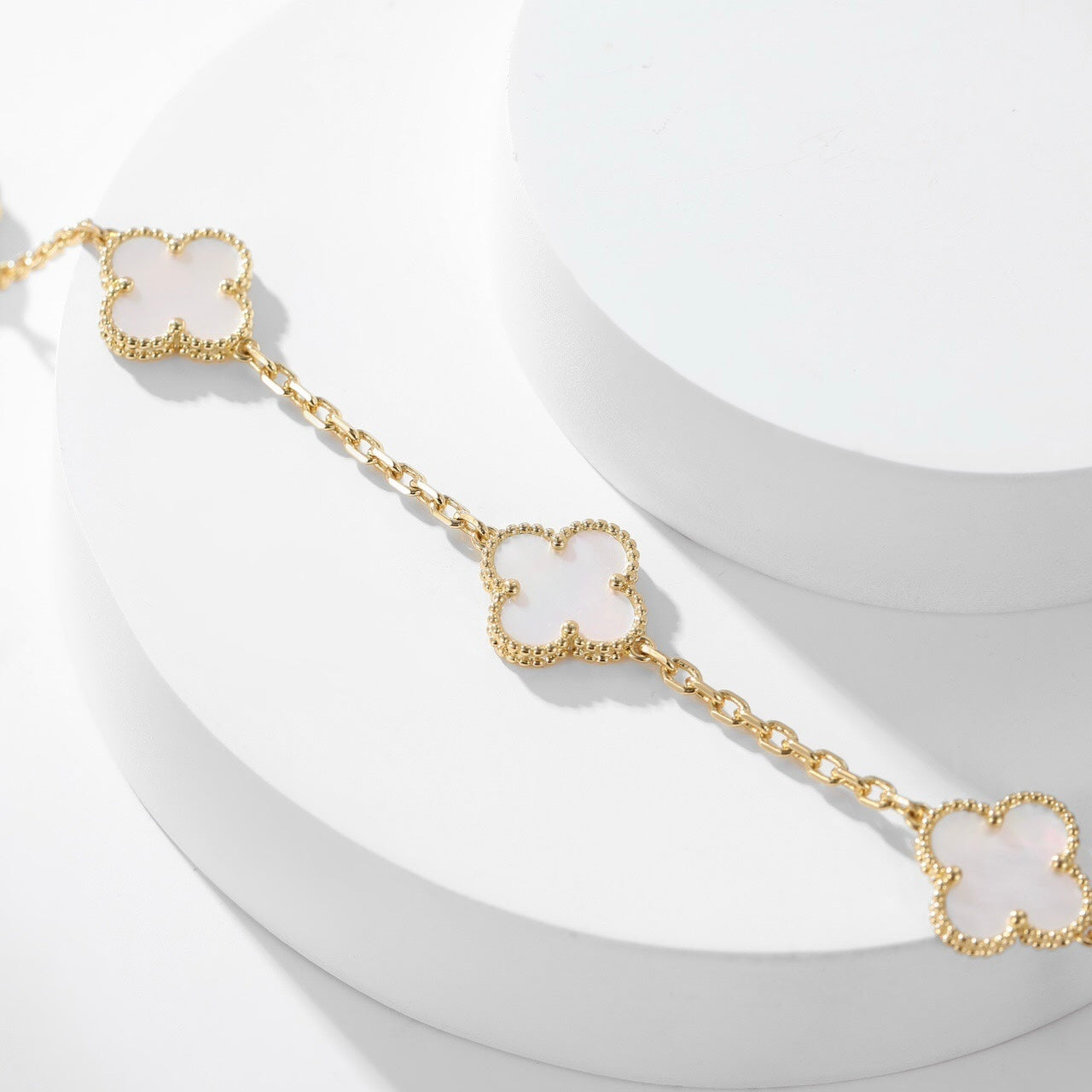 [Lumi Jewels]CLOVER 10 MOTIFS WHITE MOTHER OF PEARL NECKLACE