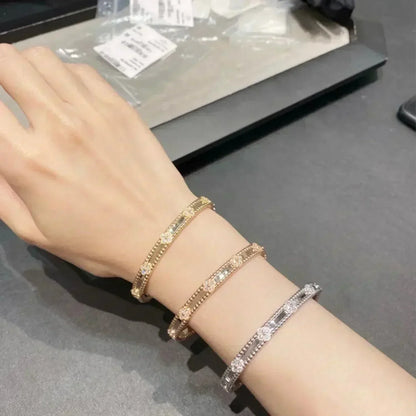 [Lumi Jewels]CLOVER BRACELET 4MM DIAMONDS