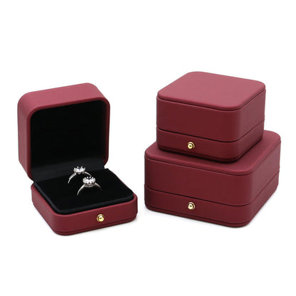 BOÎTE CADEAU À BIJOUX EN CUIR PU HAUT DE GAMME (SANS LOGO)