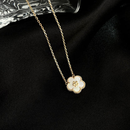 [Lumi Jewels]LUCKY  WHITE MOP  PLUM BLOSSOM NECKLACE